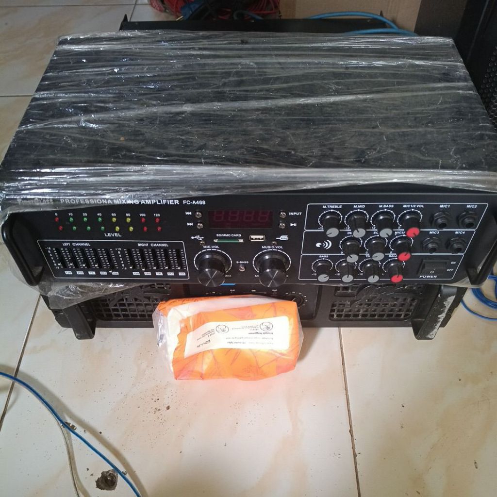 POWER AMPLI FIRSTCLASS BARU