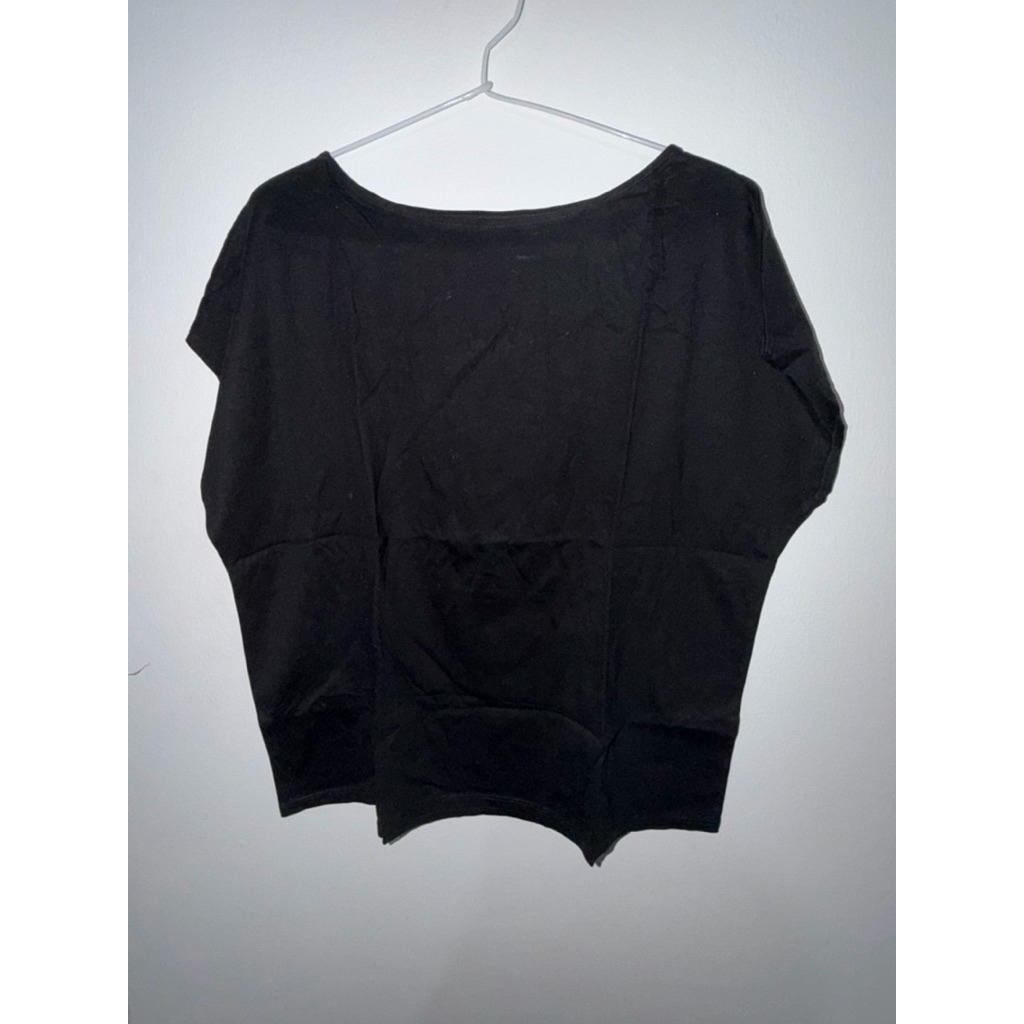 Baju Kaos Uniqlo XL ORI