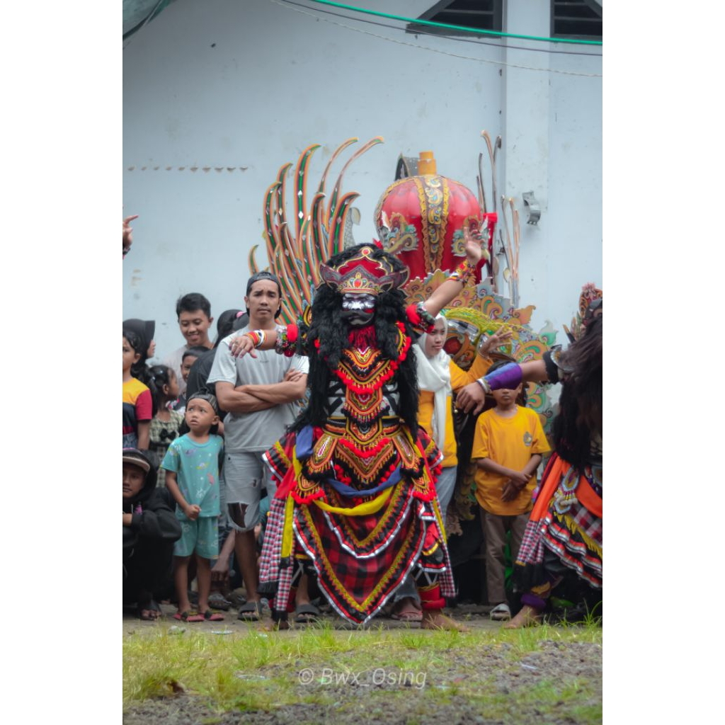 Kostum,Sandangan / Pakaian Jaranan Buto