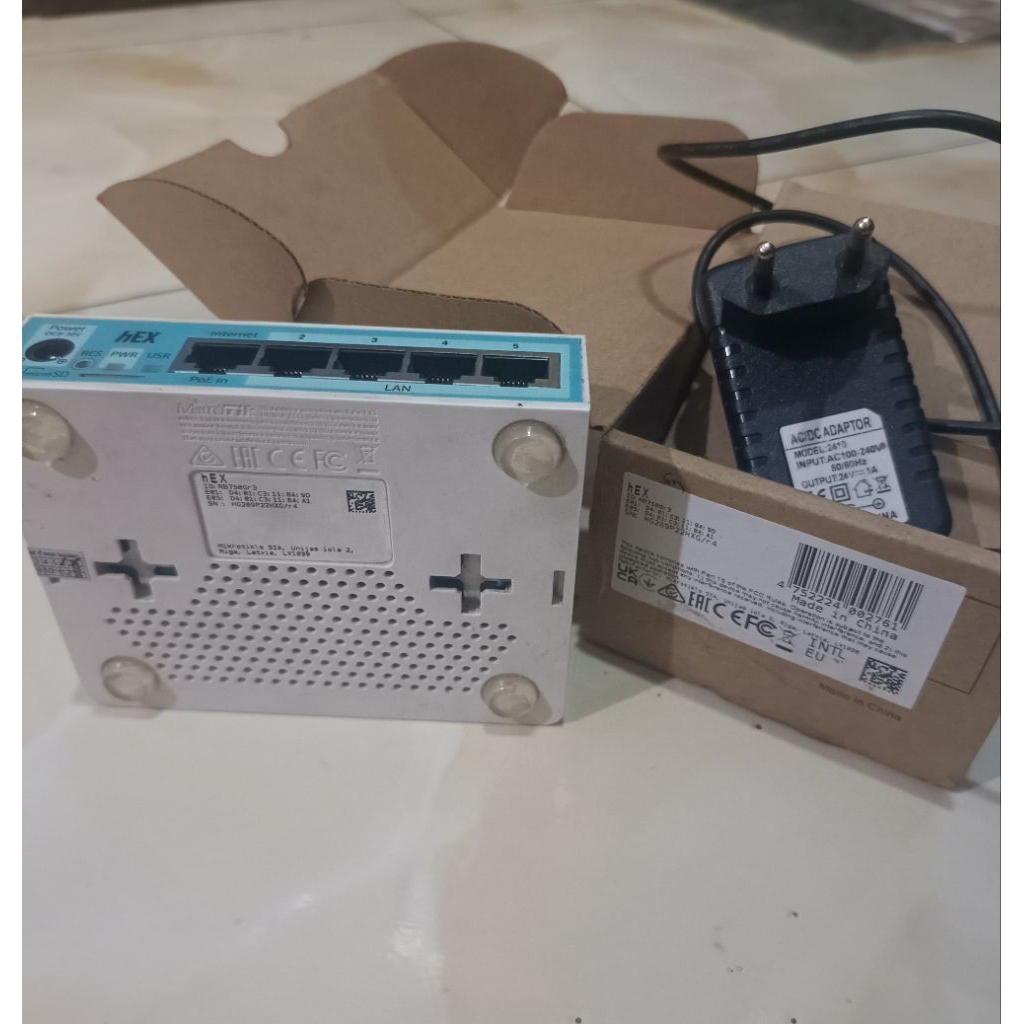 Mikrotik RB750GR3 Router - Bekas Pake, Masih Sehat 100%, Dijual Karena Upgrade