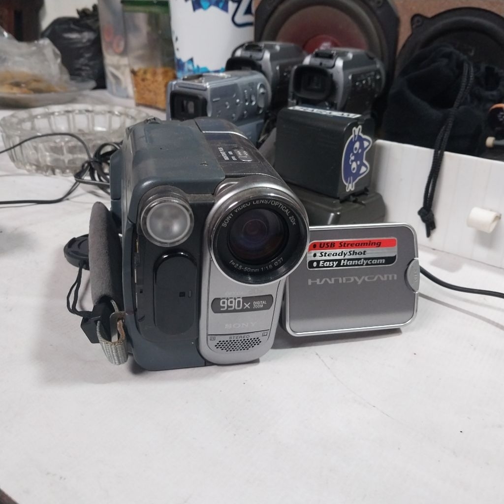 Sony Handycam DCR-TRV285E