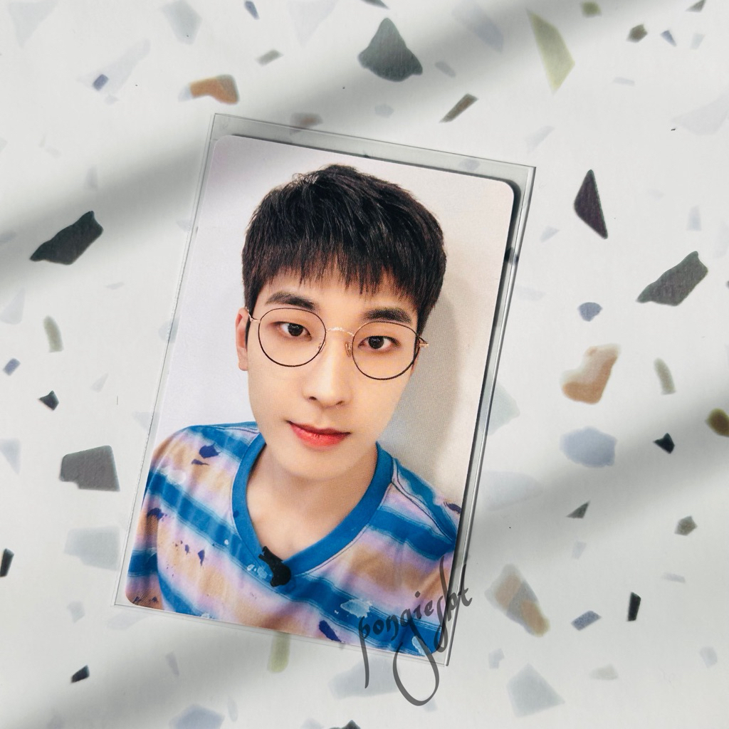 Photocard Official Seventeen Wonwoo Dicon 101 Kacamata
