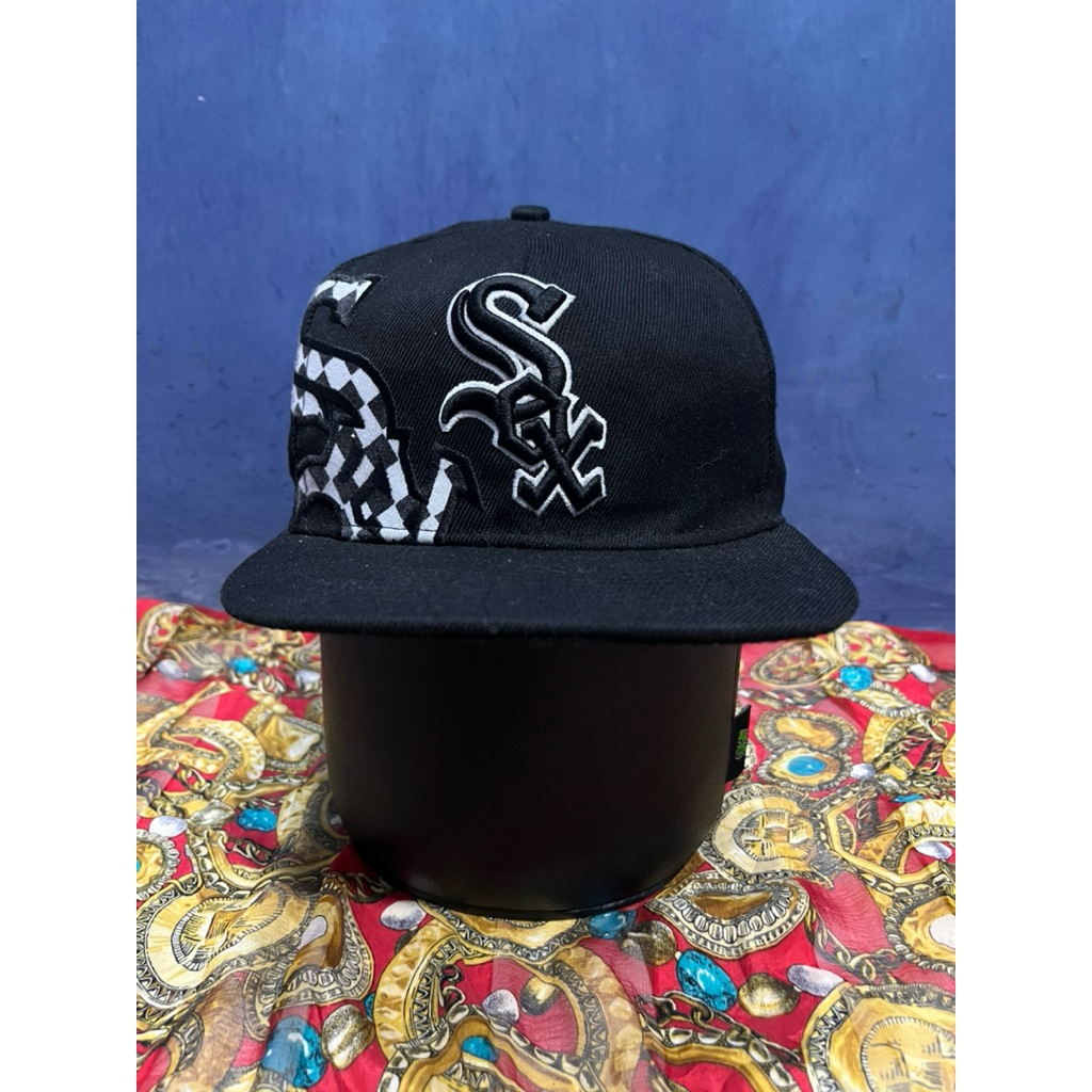 SNAPBACK BUILT UP SOX NEW ERA