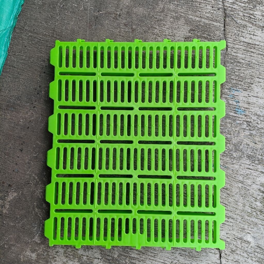 Slat Babi (P 60 x L 52 x T 5) Lantai plastik kandang babi, kambing, domba