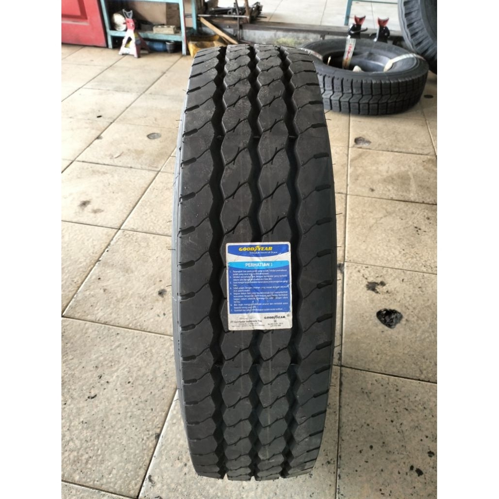 Ban Truk 750 R15 LT 121/117L S501 GOODYEAR  1 Set( Ban dalam & Selendang)