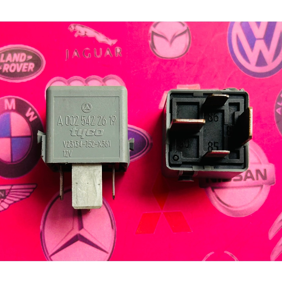 Relay Mobil Kaki 4 Warna Hitam 12V Merk Tyco Part No.A 002 542 26 19 Made in Portugal ( ORI / ASLI )
