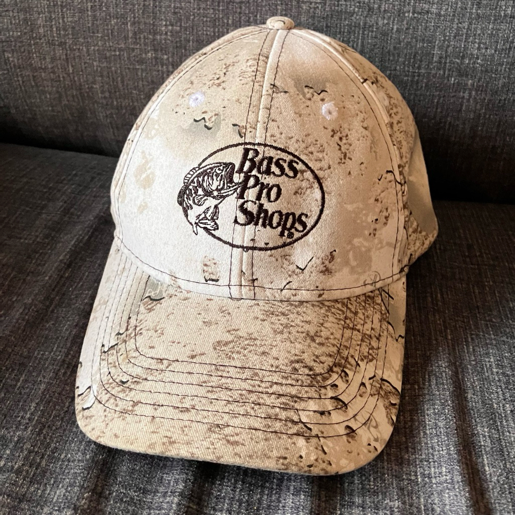 topi second mancing ikan bassproshop camo putih