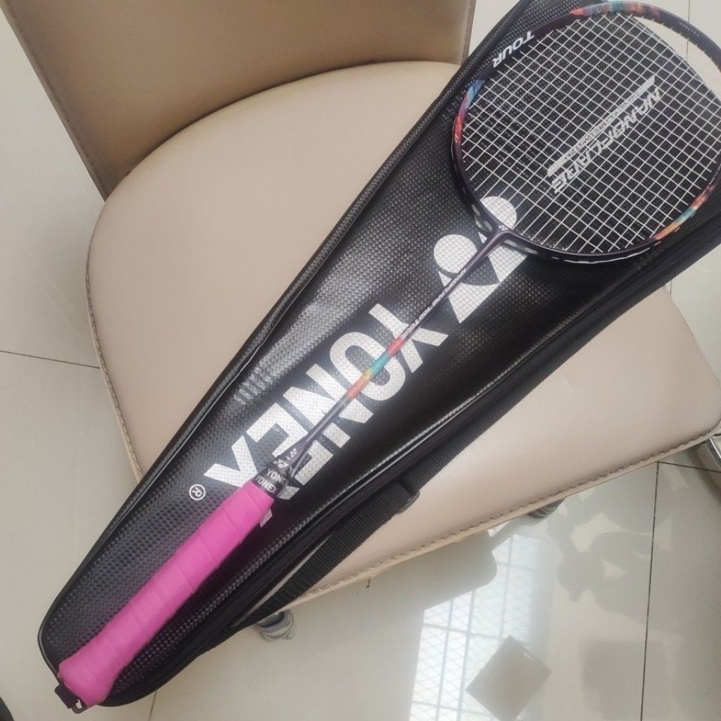 Yonex Nanoflare 700 Tour