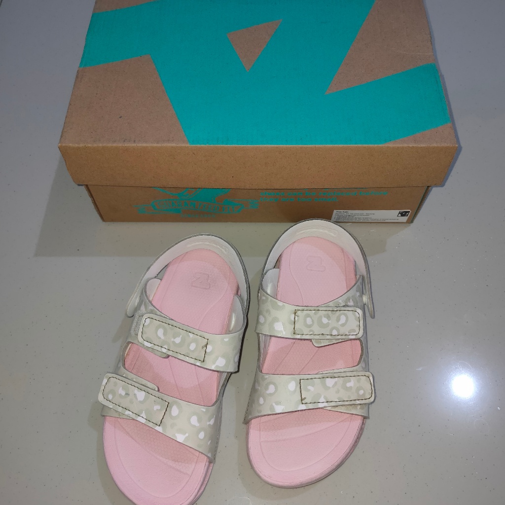 Toezone Bali Resort / Sendal Toezone anak perempuan Pink