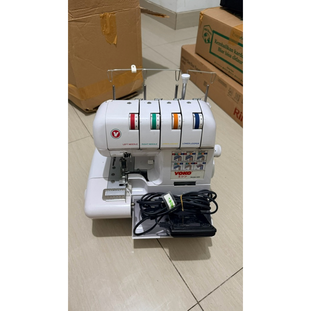 Mesin Obras / Overlock Yoko 320 Bekas