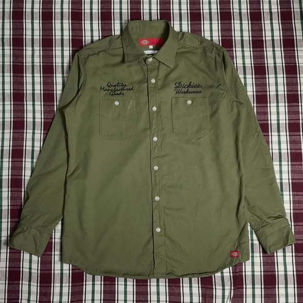 Shirts / Baju Kemeja Lengan Panjang  Workwear DICKIES original warna hijau army  size L