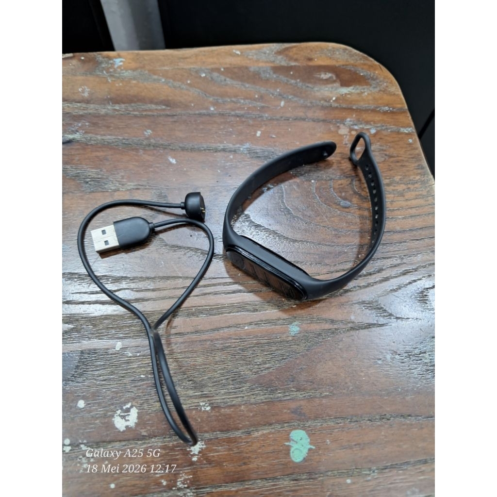 jam tangan xiaomi mi band 5 bekas