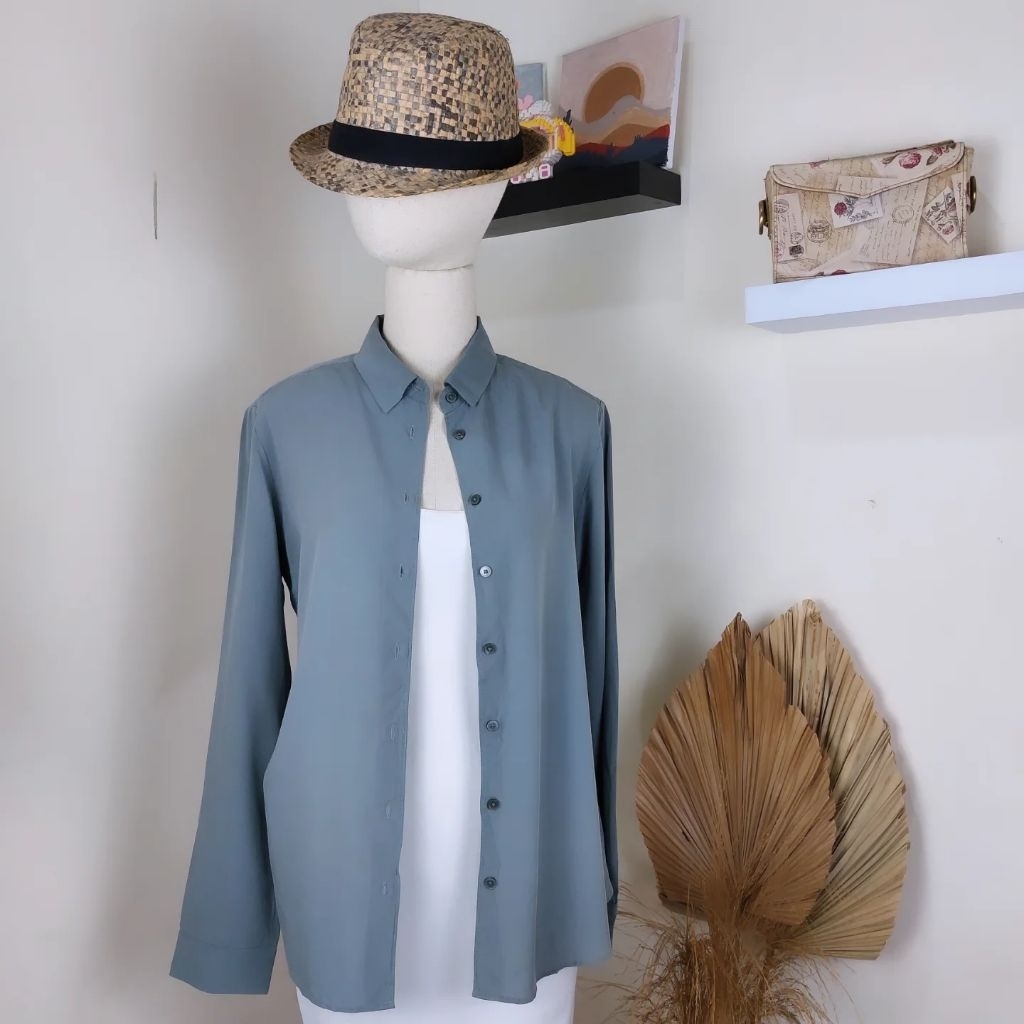 Kemeja Wanita Polos uniqlo