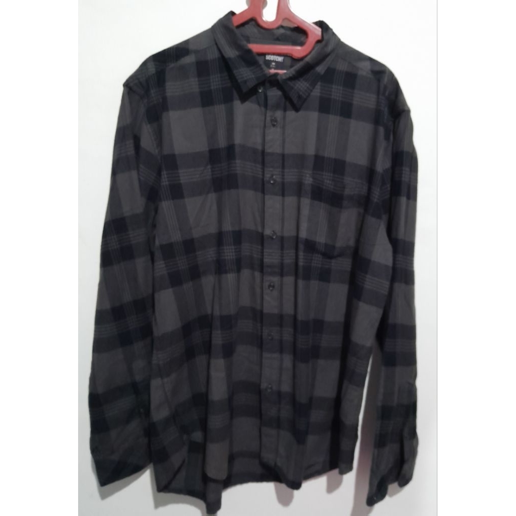 Preloved kemeja lengan panjang pria merk Scotch