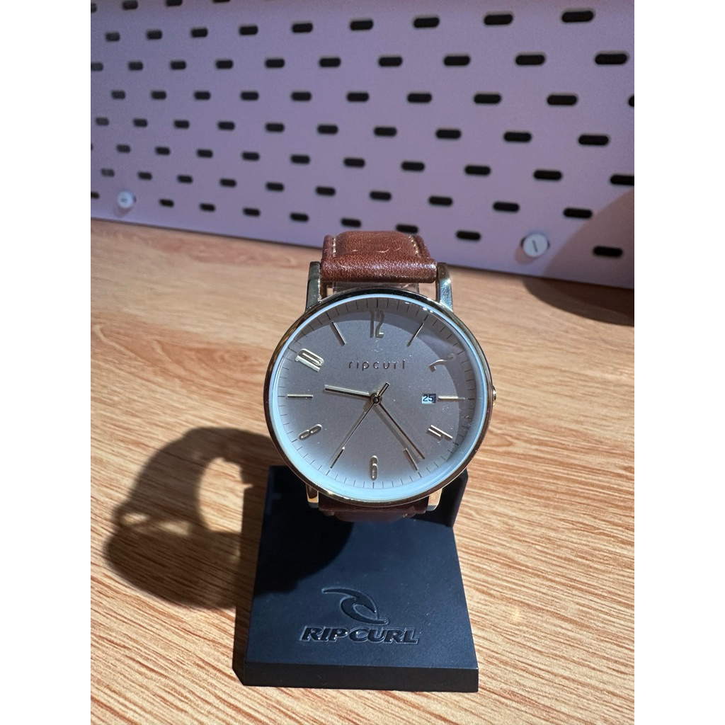 Jam Tangan Wanita Ripcurl Original Latch Gold Leather