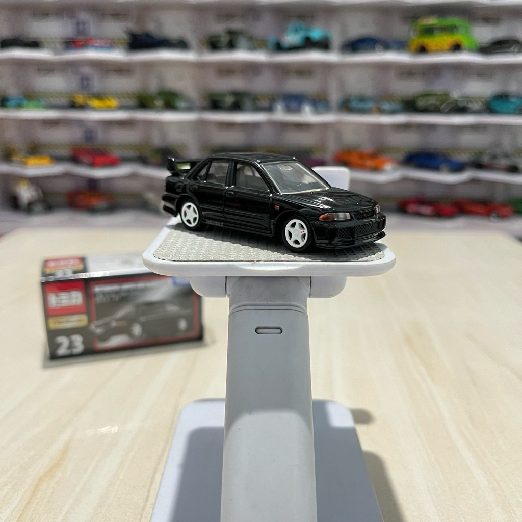 Tomica Mitsubishi Lancer Evolution III loose 99%