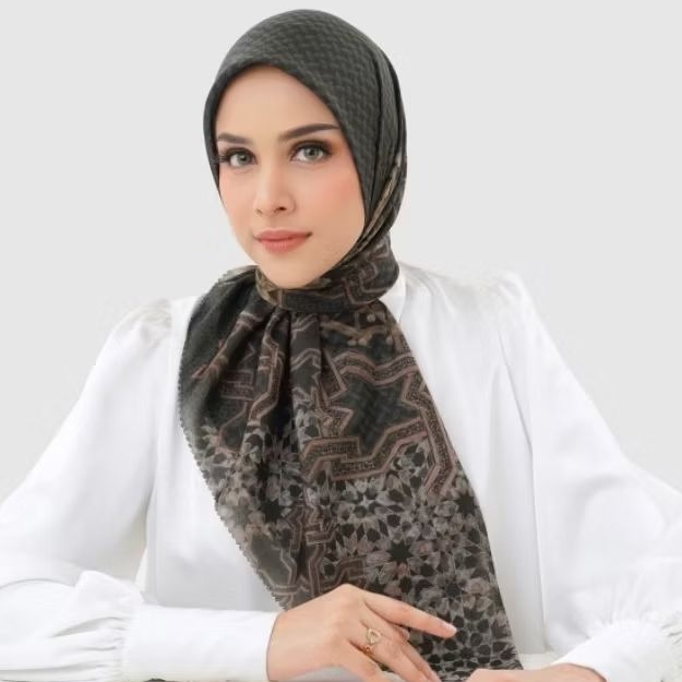 Haramain 2 Size XL Buttonscarves