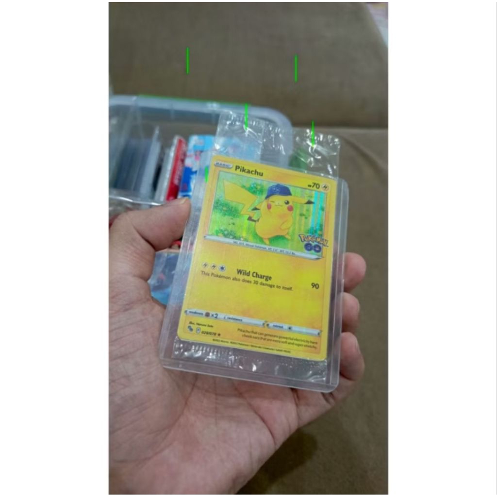 Pikachu Foil Holo / Pikachu Topi Biru Eng