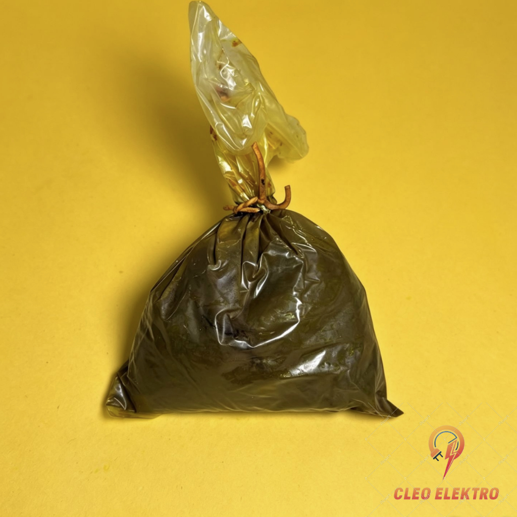 FERIT KLORIT FERRIC CHLORIDE PELARUT PCB PER 1 ONS FeCl3 Ferid Klorid 100gram