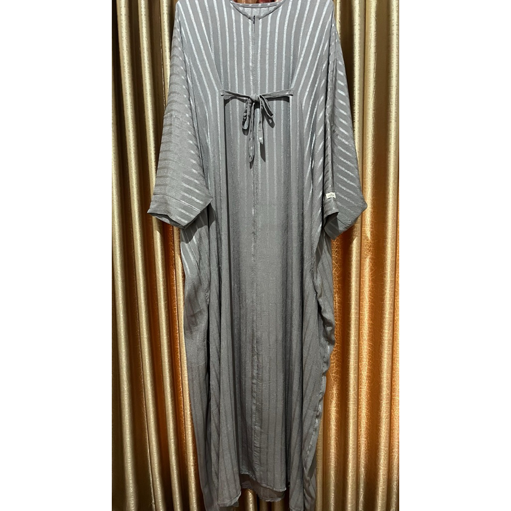 preloved abaya kaftan abu abu