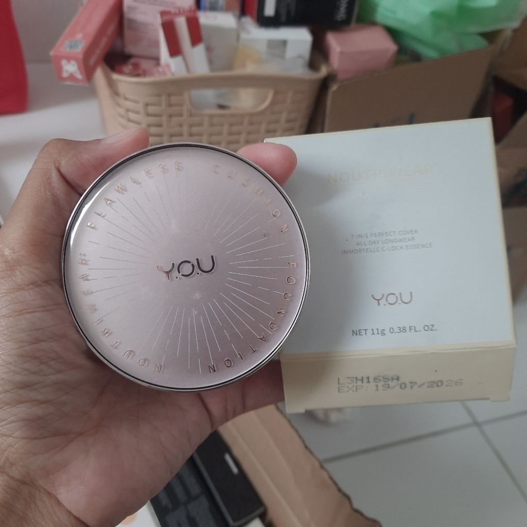YOU noutriwear cushion