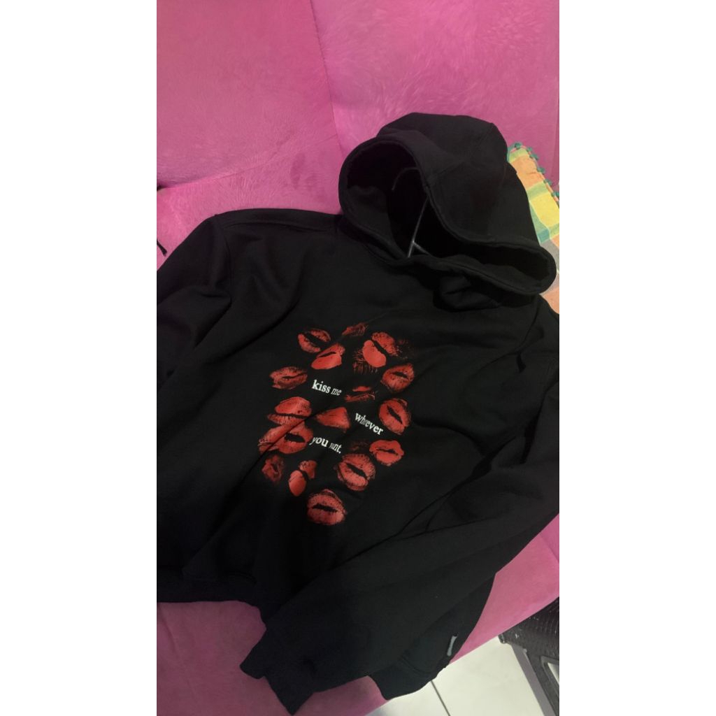 Telepati.che KissMe Black L