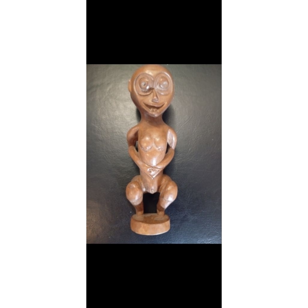 patung kayu dayak