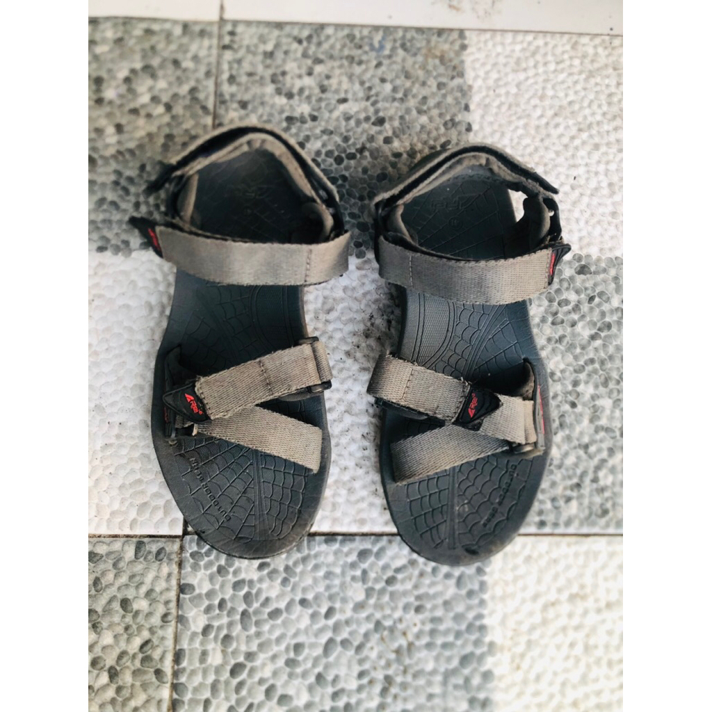 sandal gunung rei uk41