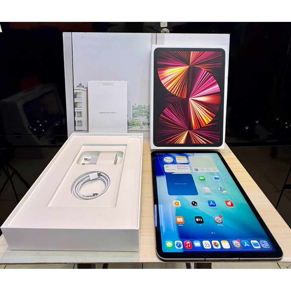 ipad pro 11-inch 2021 gen-3 Chipset M1 memory 256GB Mulus lengkap