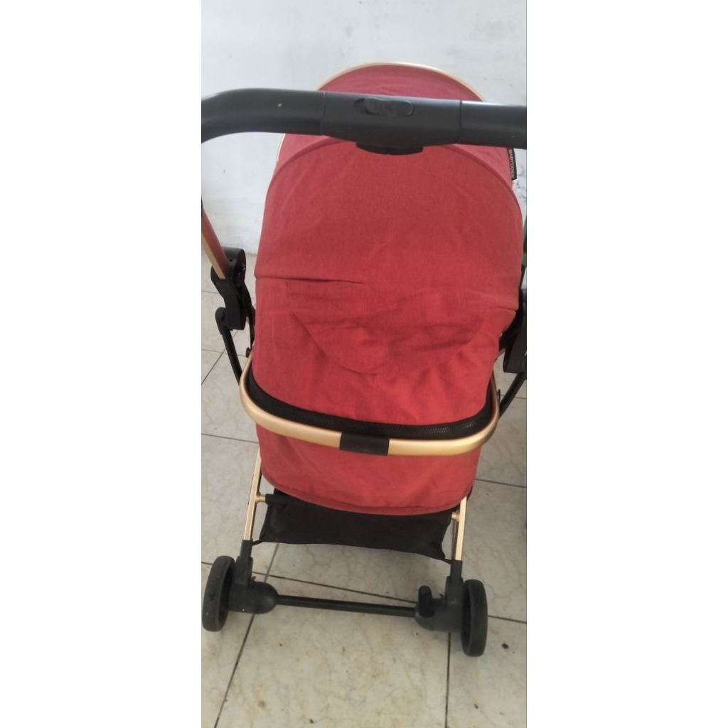 Preloved Stroller BabyDoes Pronto R