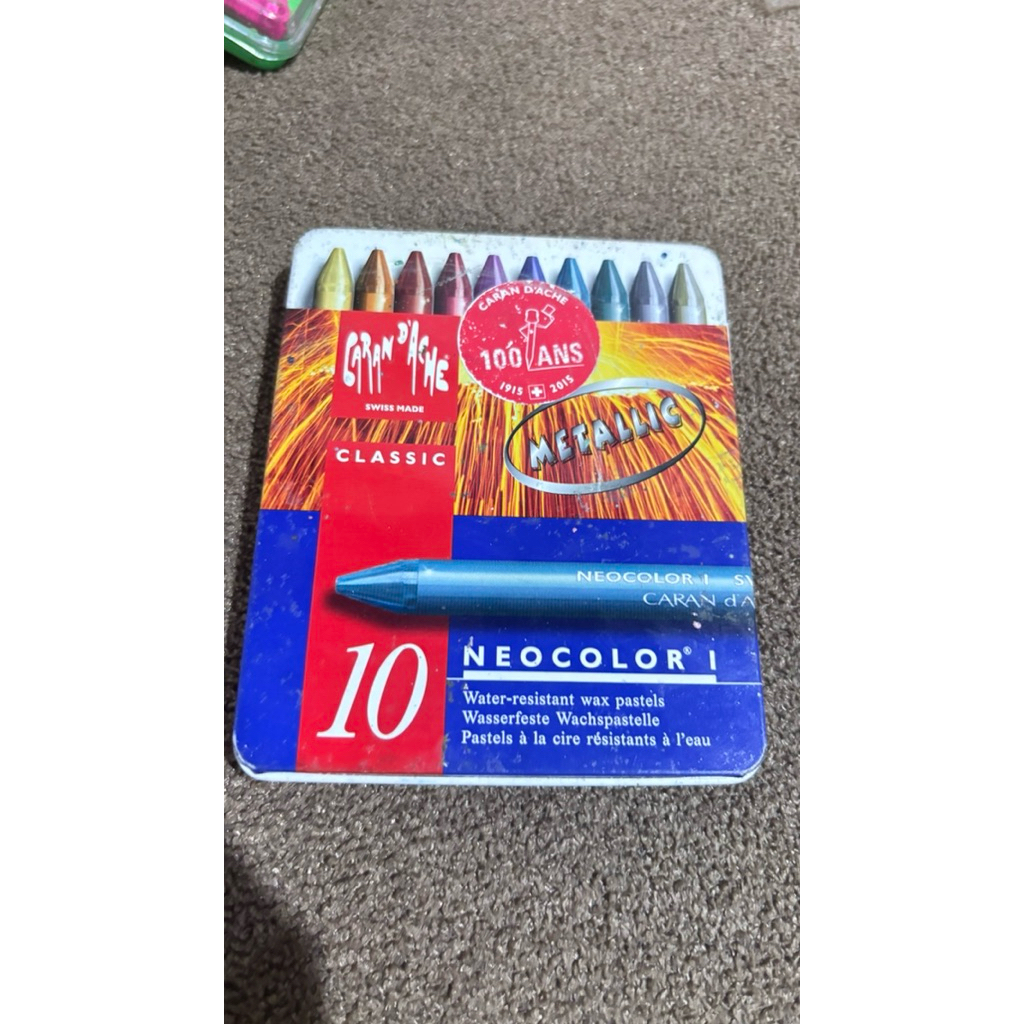 Crayon Carandache warna metalic second