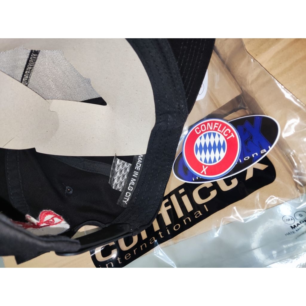 link co preloved topi CONFLICT-X