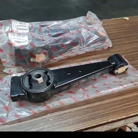 engine mounting belakang Agya ayla