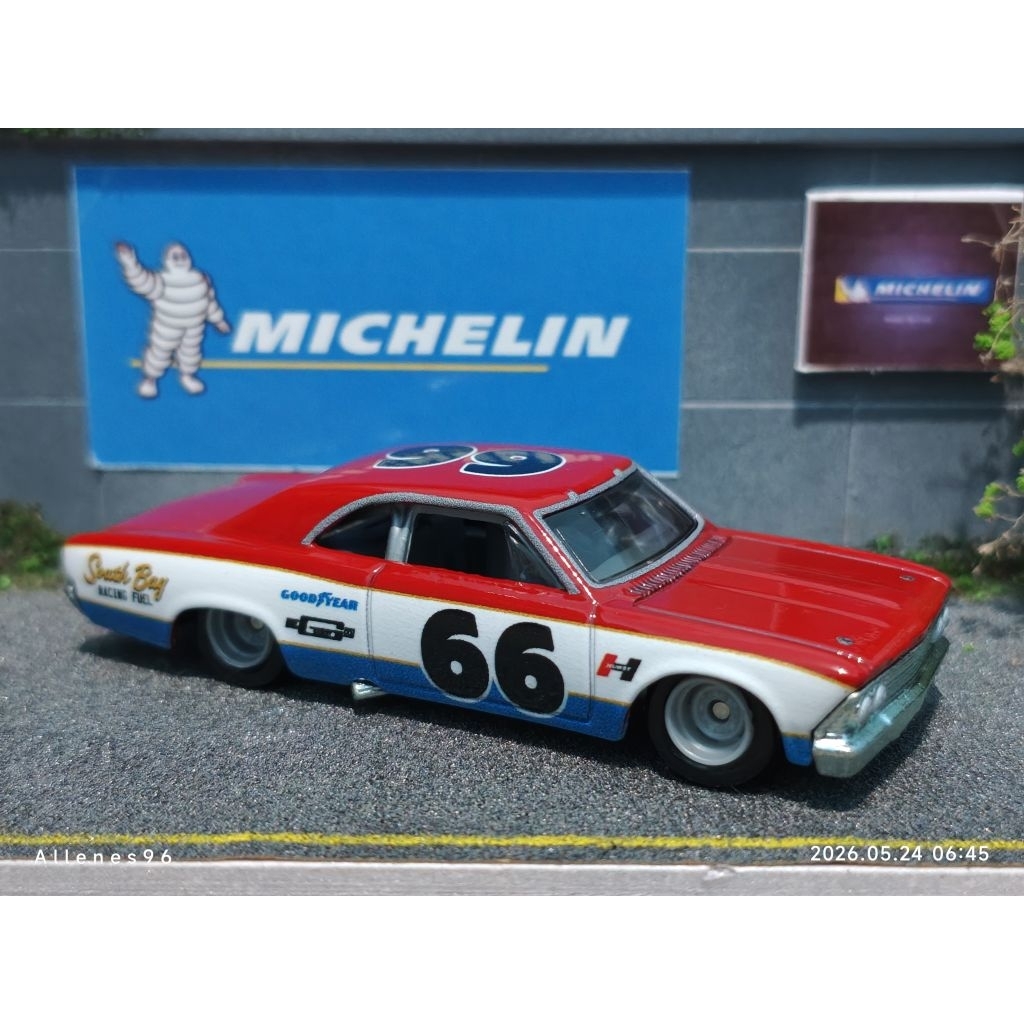 Hot Wheels Premium 66 Chevy Chevelle