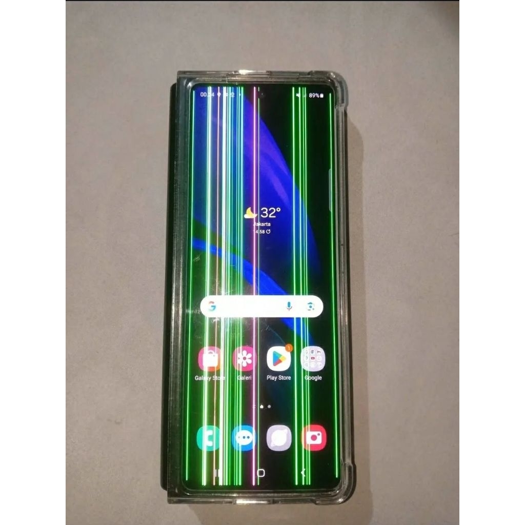 Samsung Z Fold 2 Minus