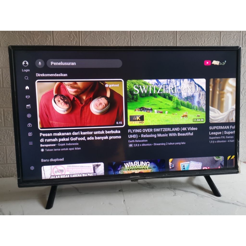 Coocaa Android TV 32 Inch Siaran Digital (Inc. Packing Kayu)