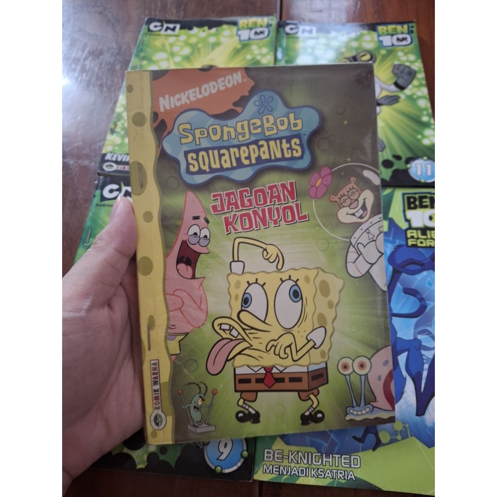 buku komik warna spongebob squarepants jagoan konyol
