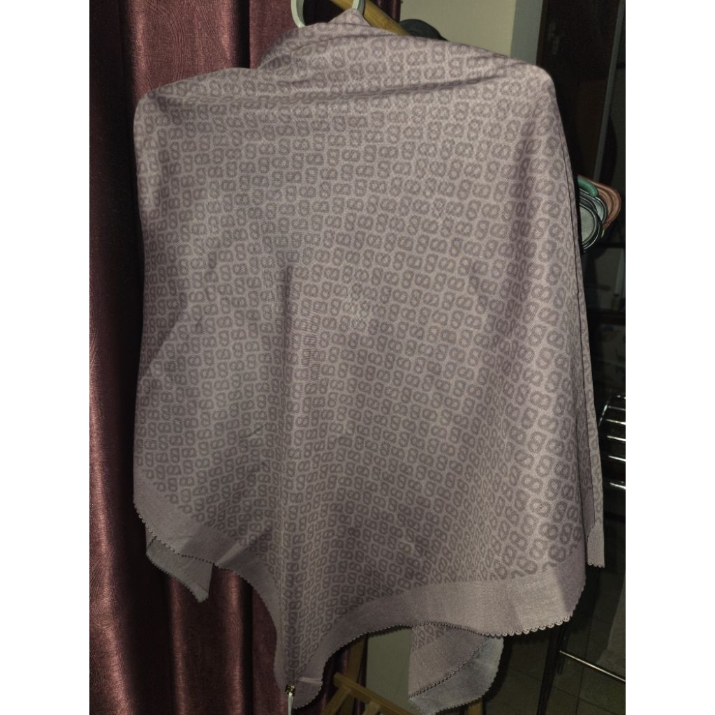 NEW The Tapis Square - Wisteria Scraf Buttonscarves SPLIT PAYMENT LEBIH MURAH