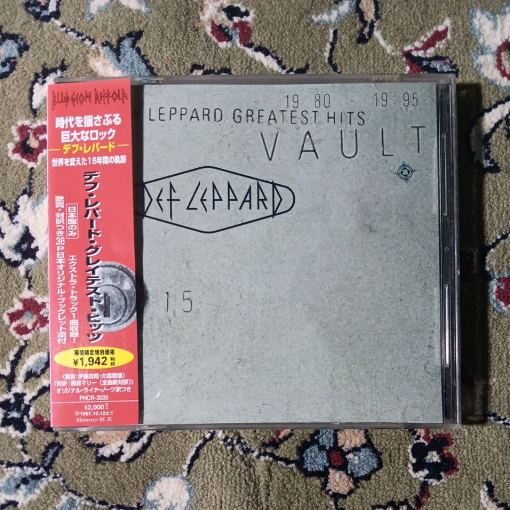CD DEF LEPPARD - VAULT ( GREATEST HITS 1980 - 1995 ) OBI JAPAN