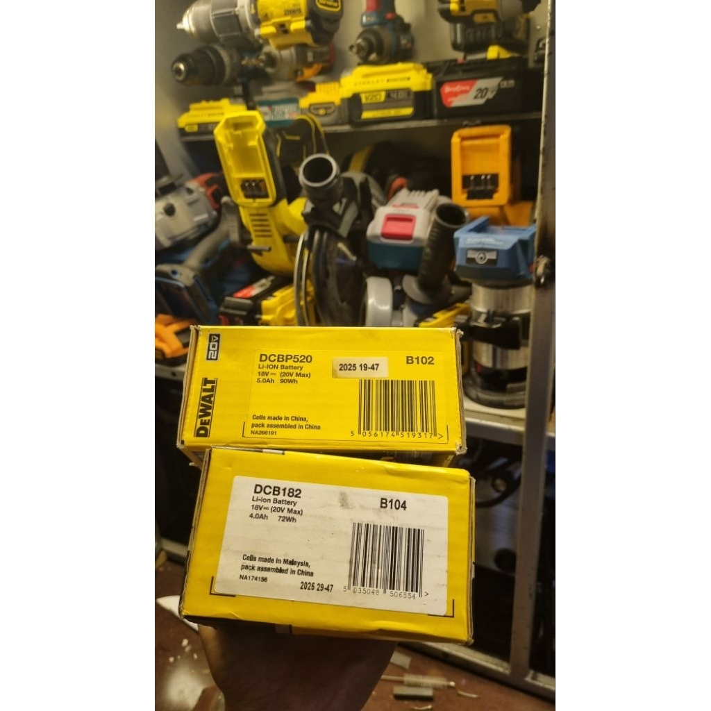 Baterai Dewalt 4ah dan 5ah powerstack