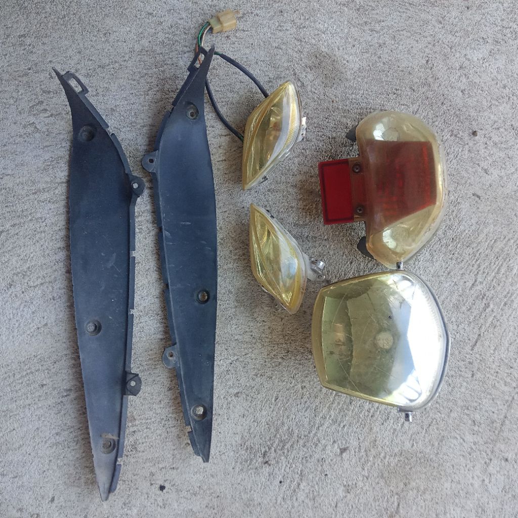 headlamp, sein, stoplamp, sambungan sayap bagol mocin
