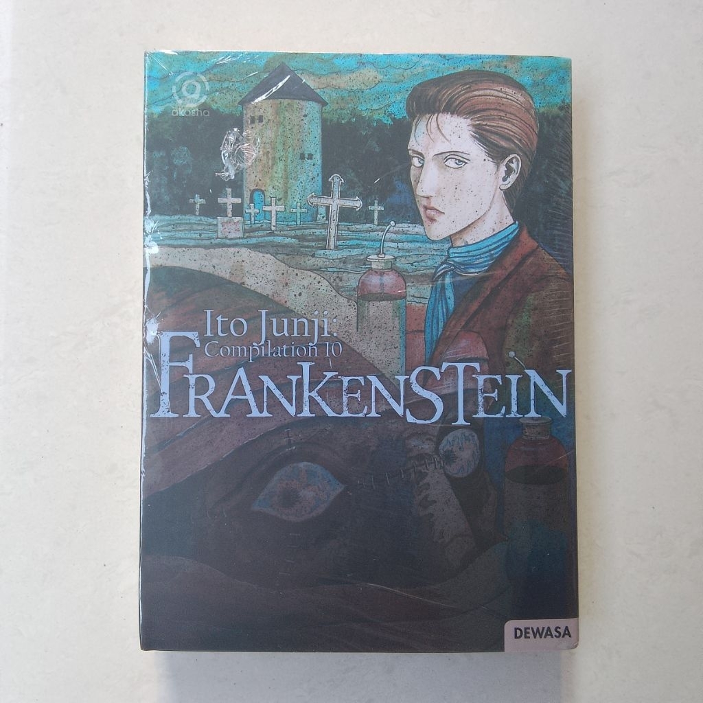 KOMIK Frankenstein Junji Ito Compilation 10 (Segel & Poster)