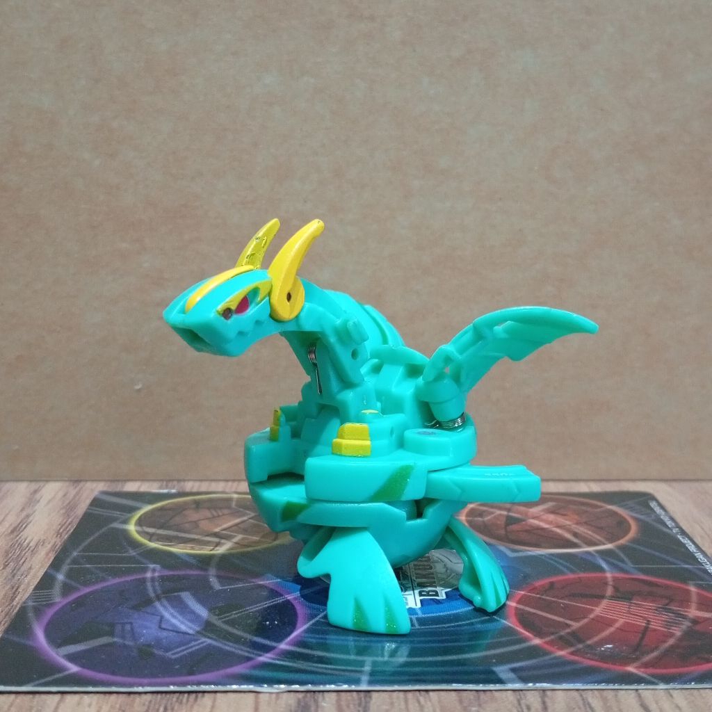 Bakugan Neo Dragonoid Vortex (Berputar)