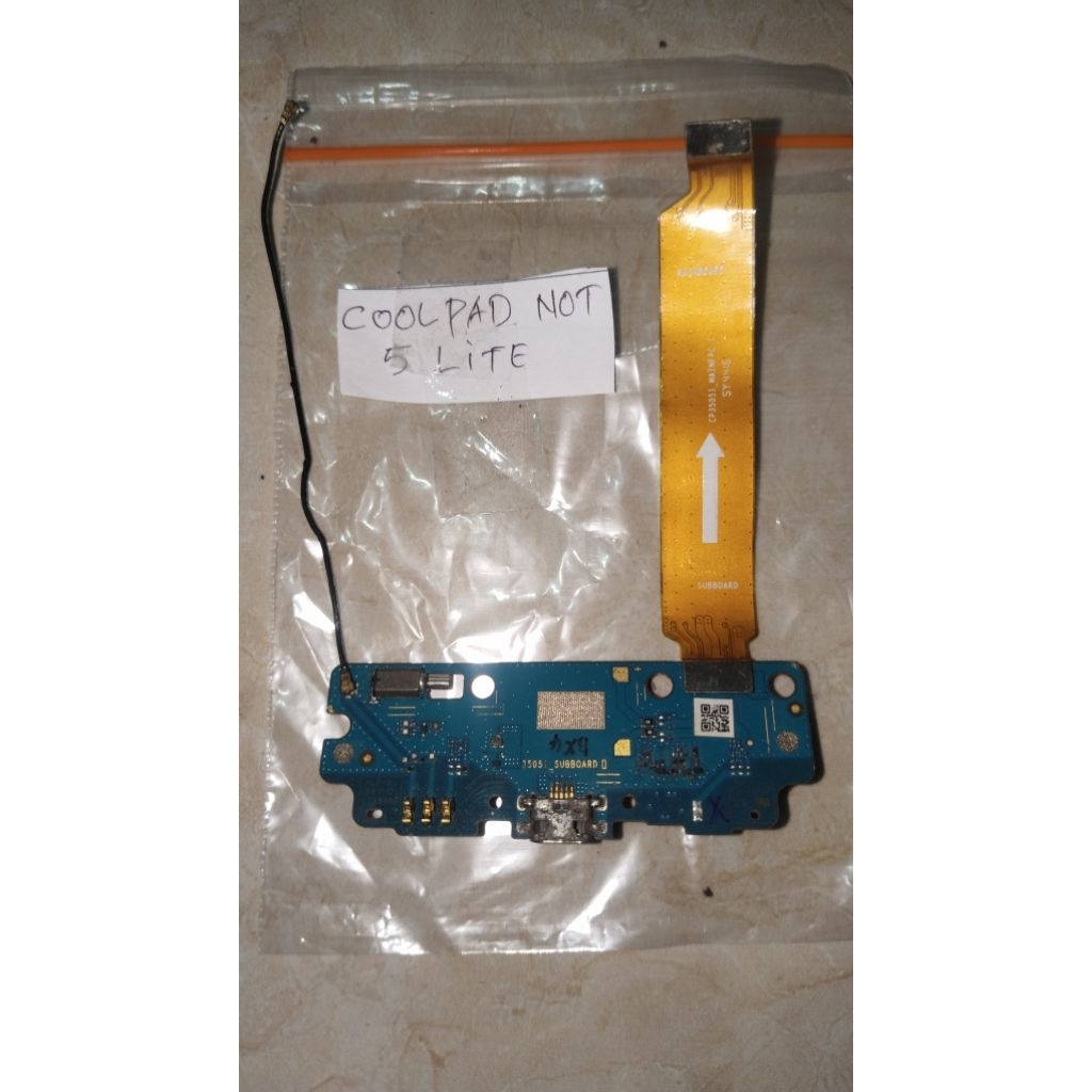 papan cas+flexible coolpad note 5 lite copotan