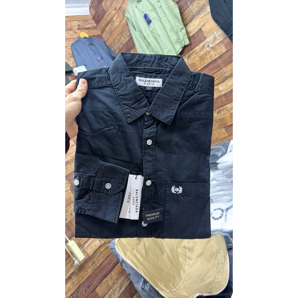 Kemeja polos lengan panjang BAL3NSI4GA kemeja formal bahan katun pola slimfit