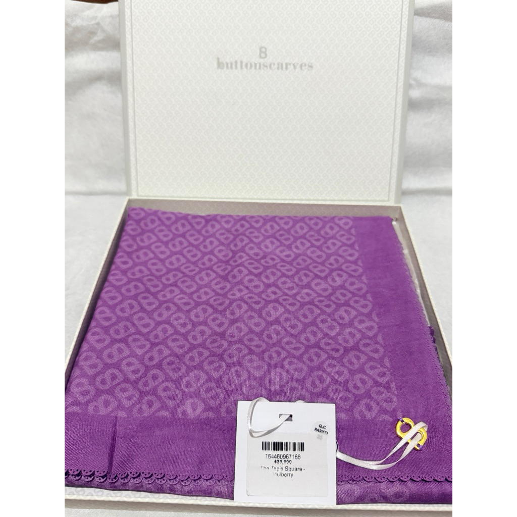 buttonscarves tapis square
