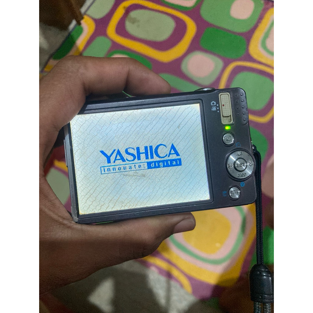 Kamera Digital Yashica gambling/bahan