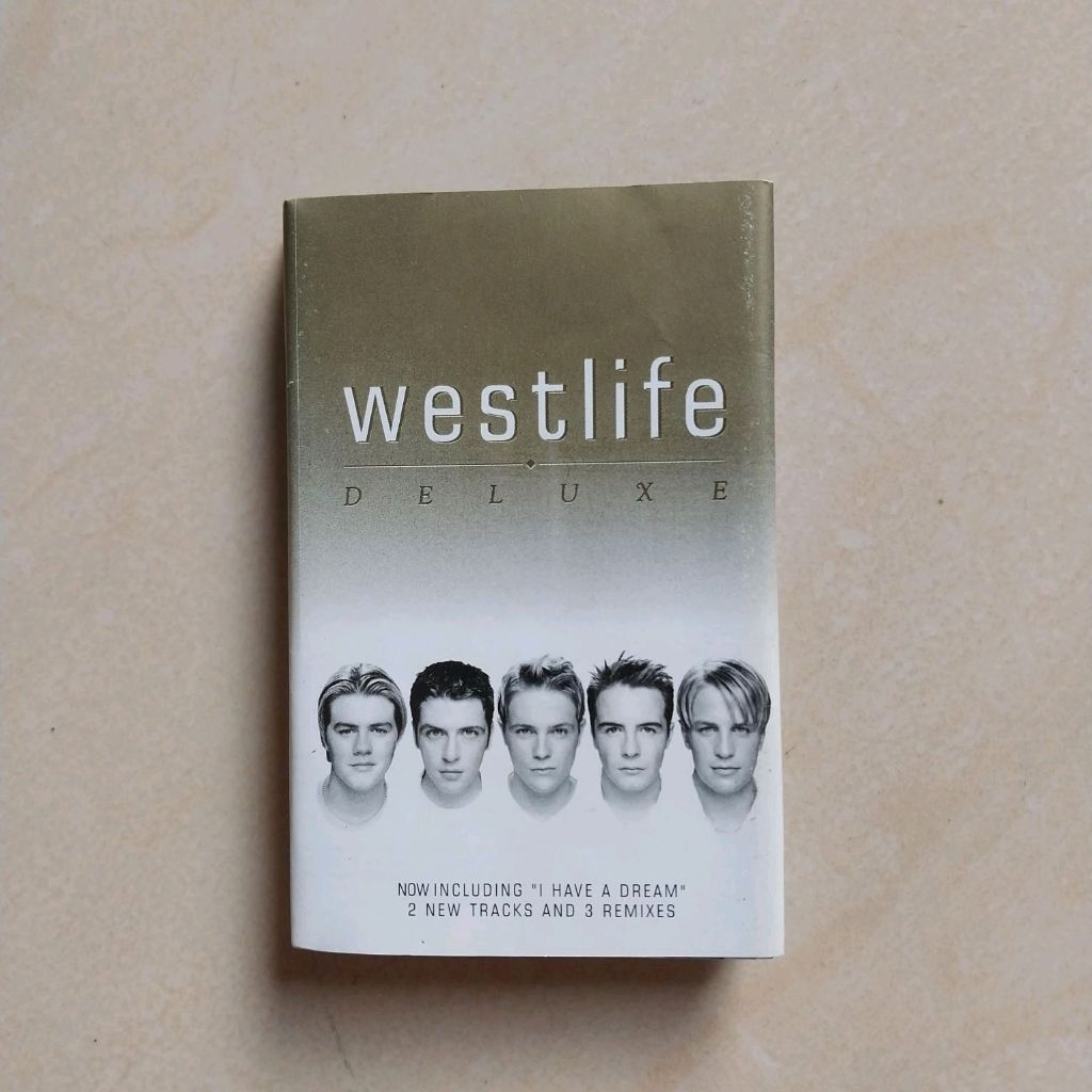 KASET WESTLIFE ALBUM DULUXE