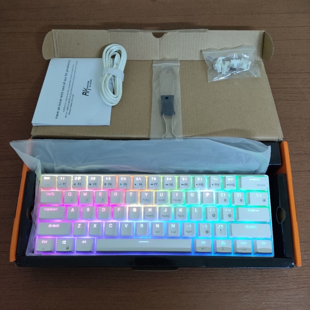 Royal kludge RK61 Keyboard White