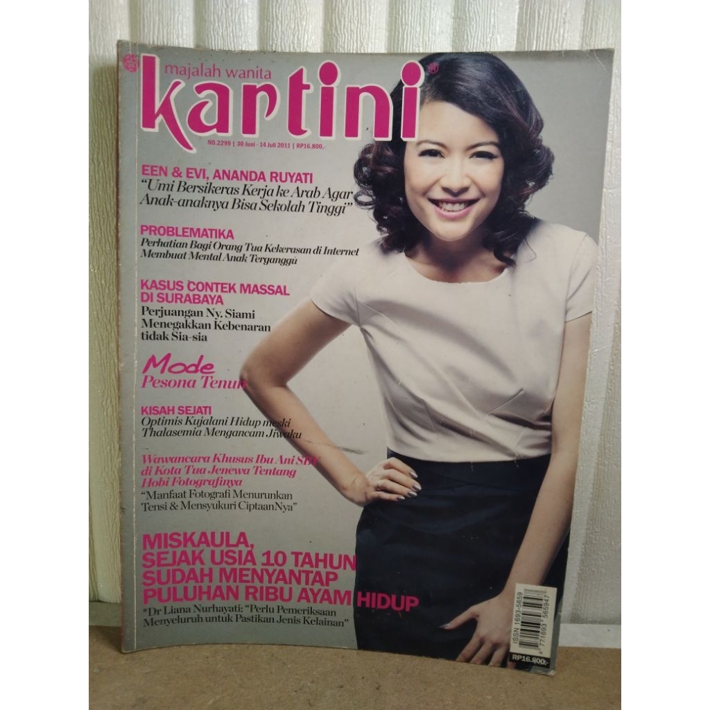 Majalah KARTINI cover SIGI WIMALA SOMYADEWI edisi Juni Juli 2011 no.2299